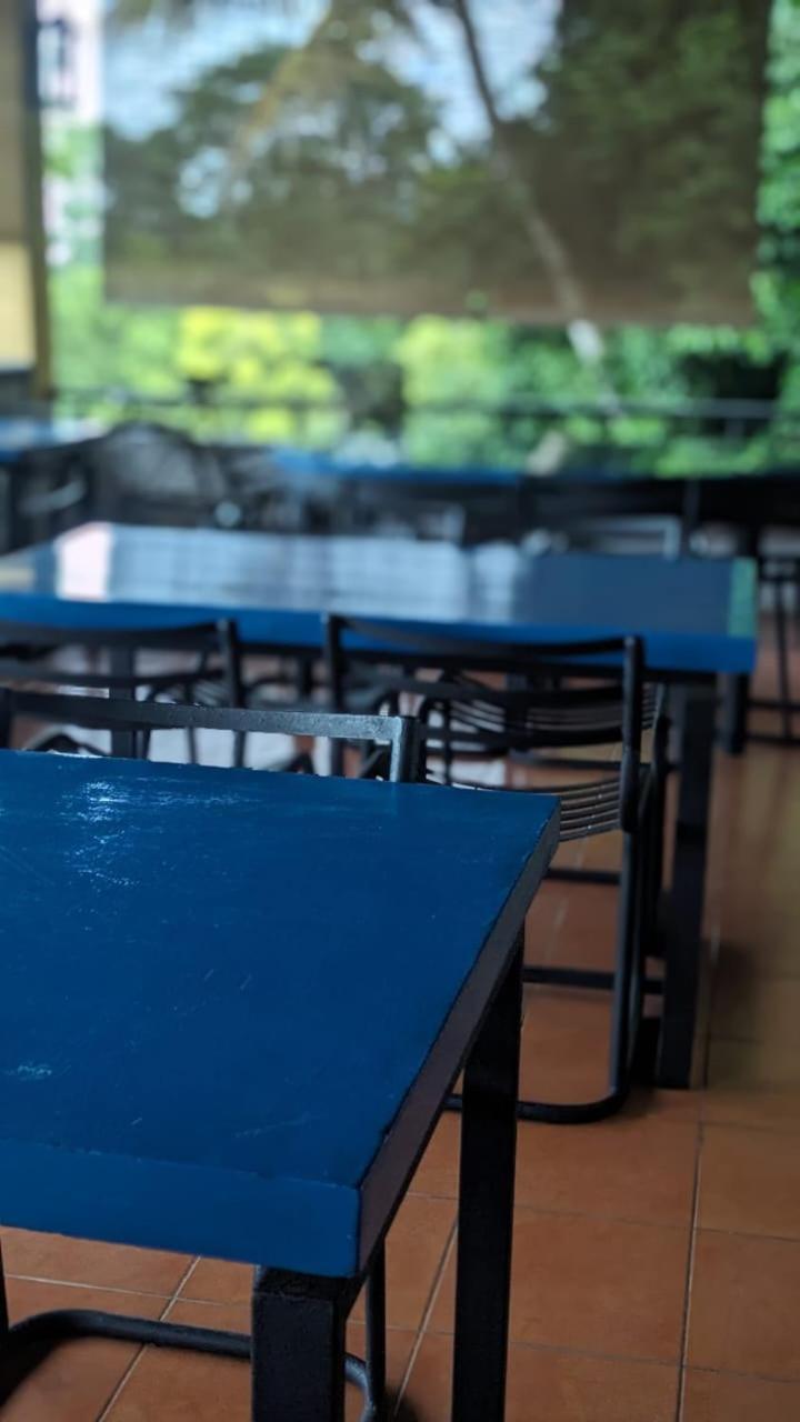 Blue Pillars Kandy Exterior photo